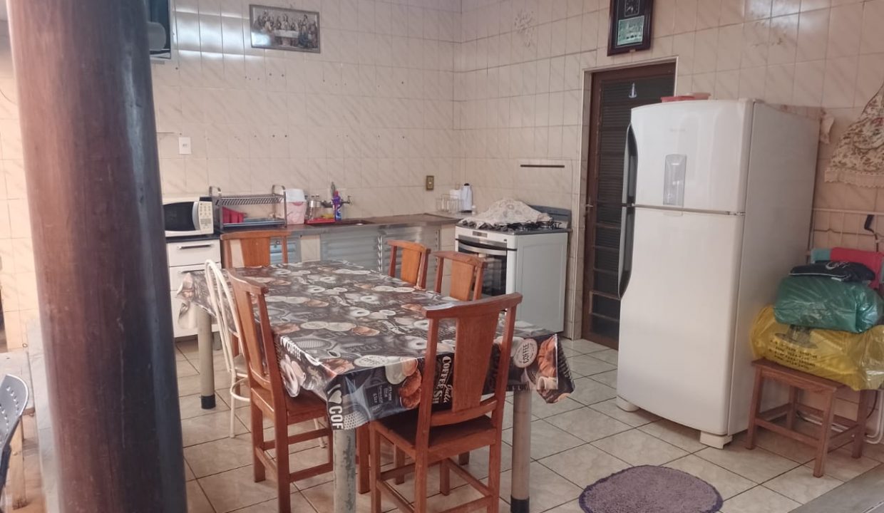 74ff040b-f5ea-45be-9bca-d1b1ad992f13